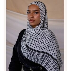 Vela‎ Kuffiyeh Black White Modal Hijab Standard 28x73 NWT Scarf